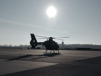 Hubschrauber auf dem Flughafen in Trollenhagen